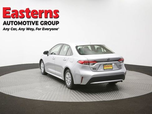 Used 2022 Toyota Corolla LE FWD image 64