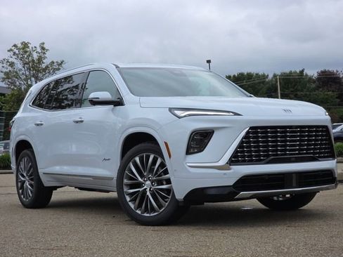 New 2026 Buick Enclave Avenir AWD/4WD image 2