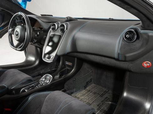 Used 2020 McLaren 600LT Spider image 21