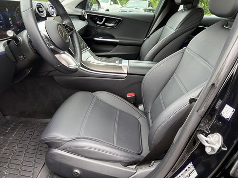 Used 2023 Mercedes-Benz C 300 Sedan image 18