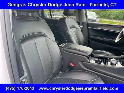 Certified 2023 Jeep Grand Cherokee Limited w/ Luxury Tech Group II AWD/4WD image 20