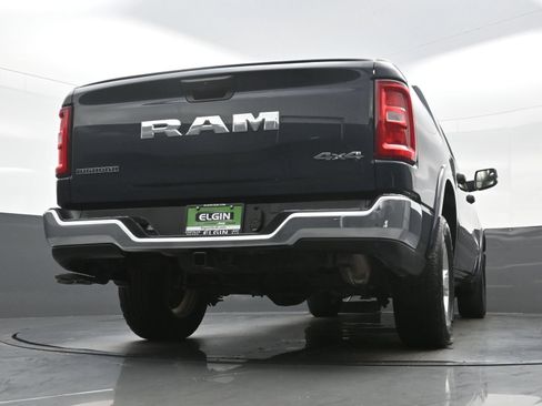 Used 2025 RAM 1500 Big Horn AWD/4WD image 32