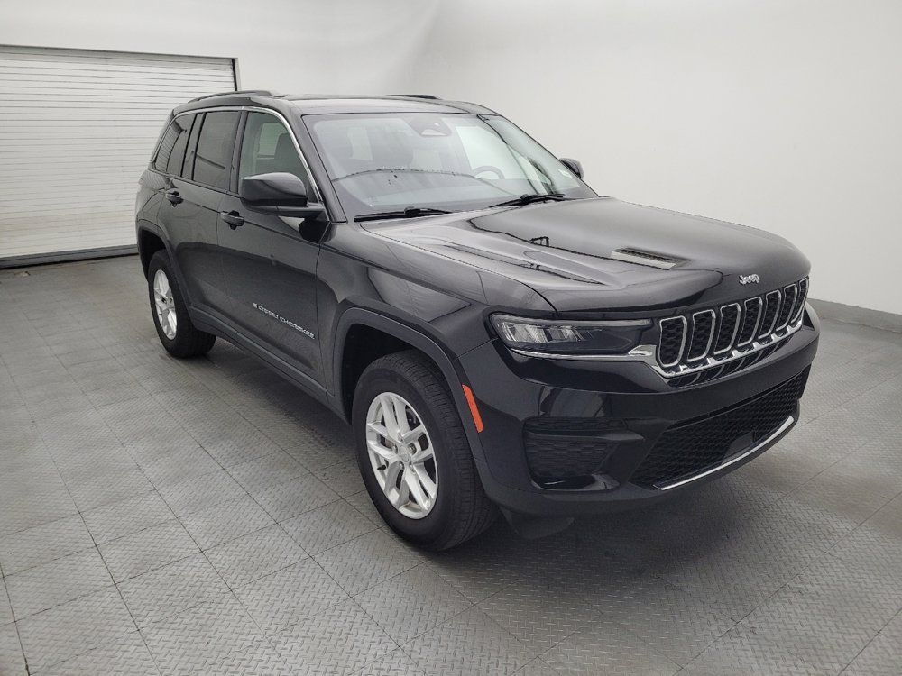 Used 2023 Jeep Grand Cherokee Laredo X AWD/4WD image 13