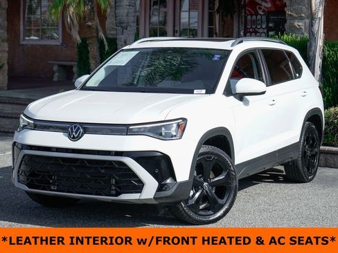 Used 2025 Volkswagen Taos SEL AWD/4WD image 4