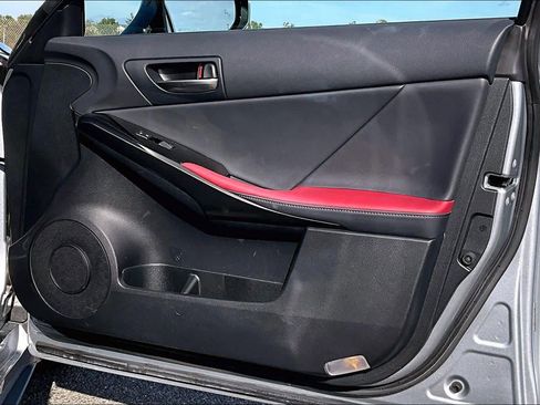 Used 2022 Lexus IS 300 image 23