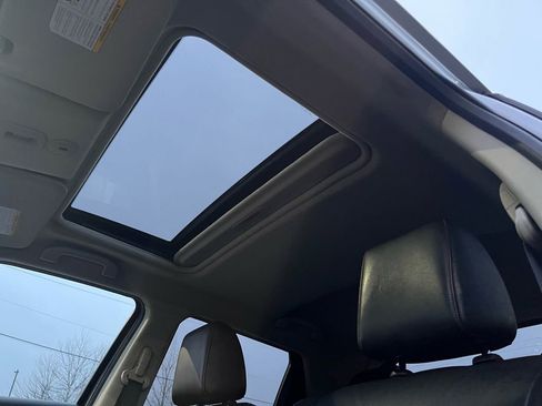 Used 2011 Nissan Juke SL image 21