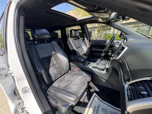 Used 2015 Jeep Grand Cherokee Altitude AWD/4WD image 20