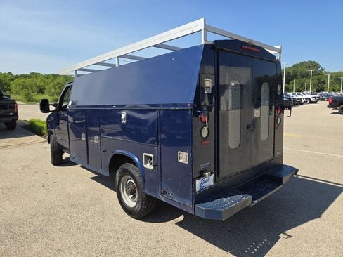 Used 2007 Ford E-350 and Econoline 350 Super Duty RWD image 10