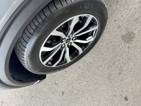 Used 2021 Ford Explorer ST w/ Equipment Group 401A AWD/4WD image 31