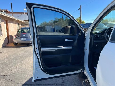 Used 2015 Toyota Tundra SR5 image 27