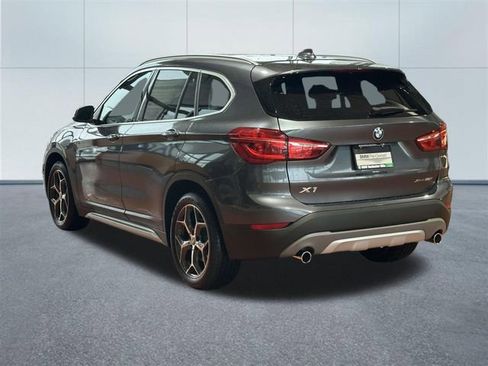 Used 2018 BMW X1 xDrive28i w/ Convenience Package image 9