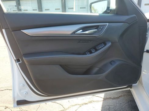 Used 2025 Cadillac CT5 Premium Luxury RWD image 12