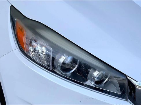 Used 2017 Kia Sorento LX image 27