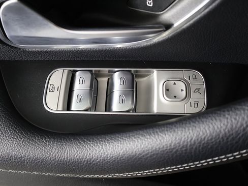 Used 2021 Mercedes-Benz GLE 350 4MATIC image 39