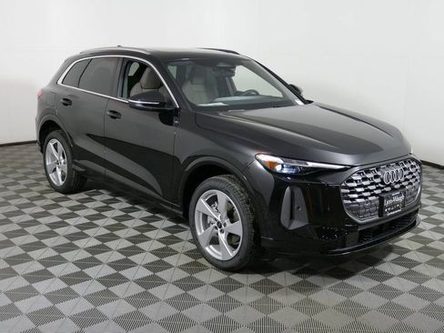 New 2025 Audi Q5 Premium Plus image 1