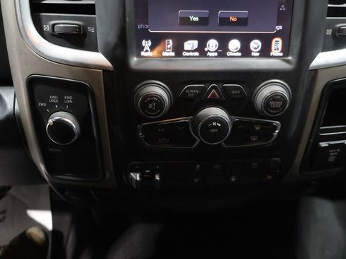 Used 2015 RAM 2500 Big Horn image 29