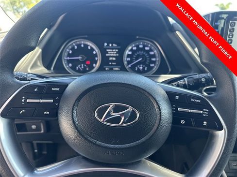 Used 2023 Hyundai Sonata SEL w/ Preferred Accessory Package image 17
