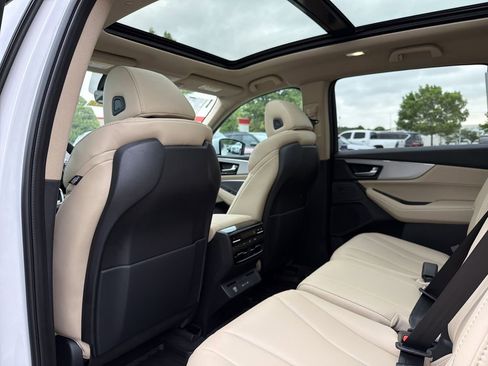 New 2026 Acura MDX SH-AWD image 12