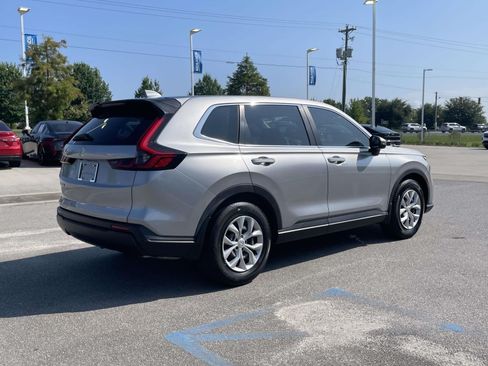 Used 2023 Honda CR-V LX image 6