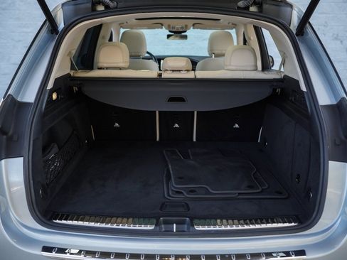 Used 2023 Mercedes-Benz GLE 450 4MATIC w/ AMG Line Exterior image 39