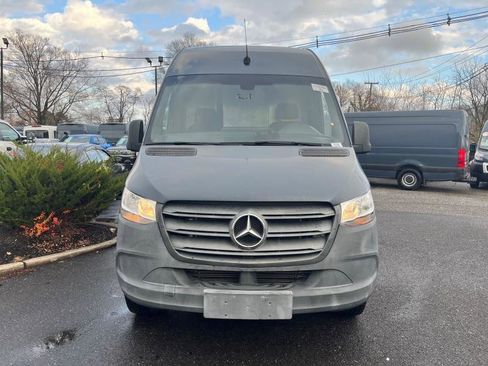Used 2019 Mercedes-Benz Sprinter 170 image 2
