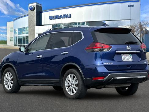 Used 2020 Nissan Rogue SV FWD image 8
