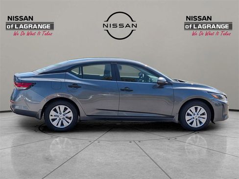 New 2025 Nissan Sentra S image 4
