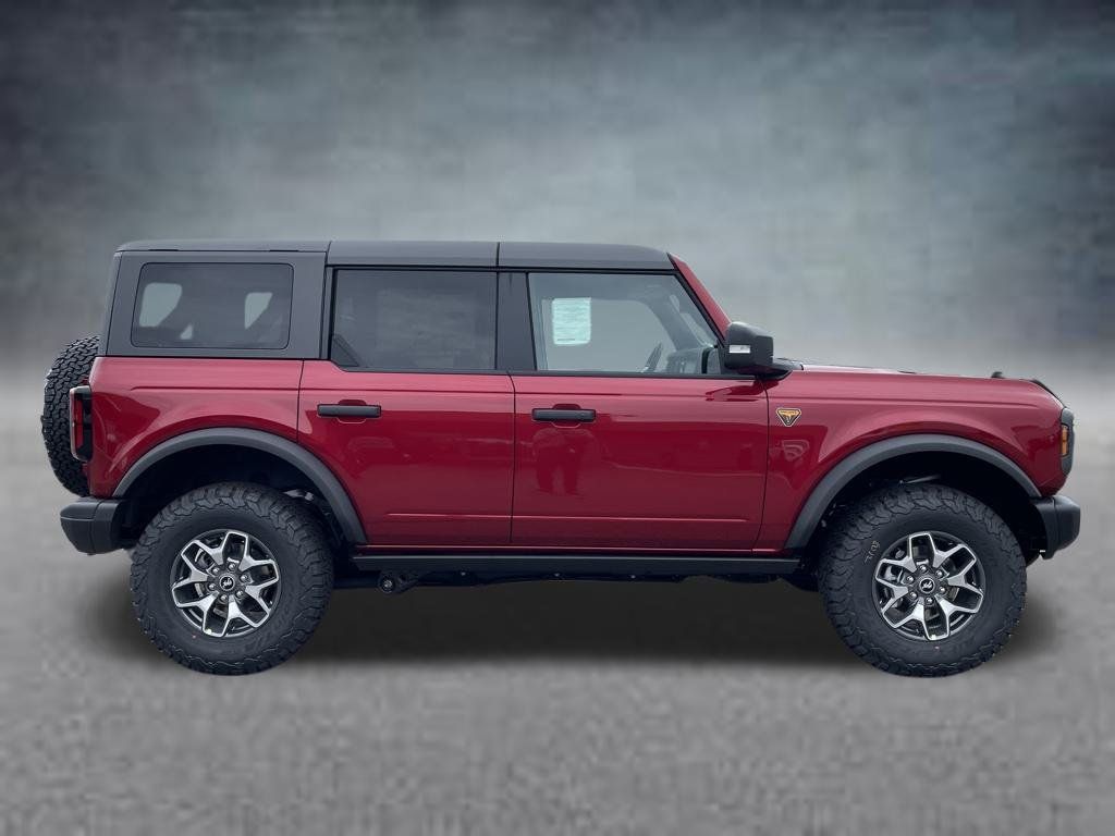 New 2025 Ford Bronco Badlands AWD/4WD image 4