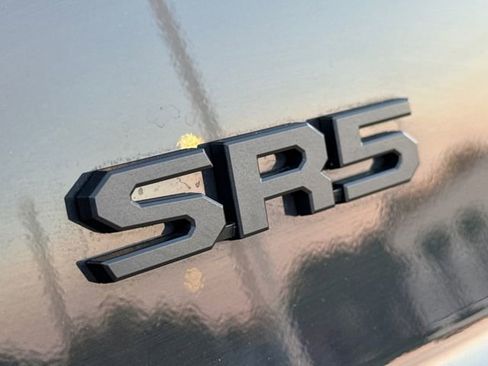 Used 2025 Toyota 4Runner SR5 image 6