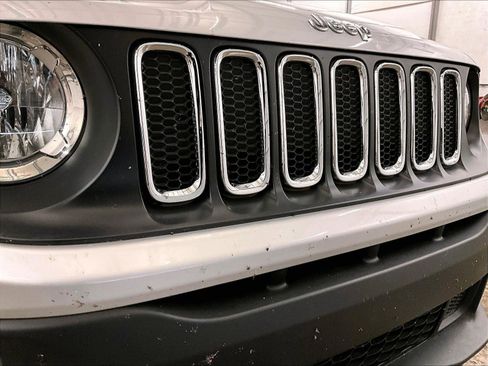 Used 2018 Jeep Renegade Sport w/ Power & Air Group AWD/4WD image 29