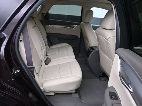 Used 2021 Cadillac XT5 Premium Luxury AWD/4WD image 31