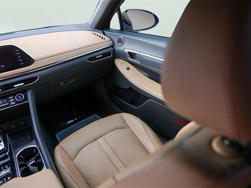 Used 2020 Hyundai Sonata Limited image 30