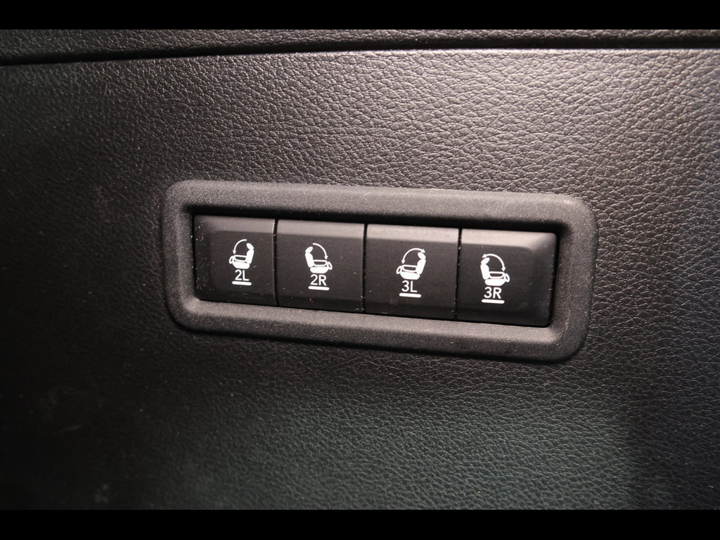 Used 2022 Jeep Wagoneer Series III w/ Premium Group I AWD/4WD image 21