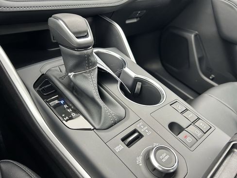 New 2026 Toyota Highlander XSE image 23