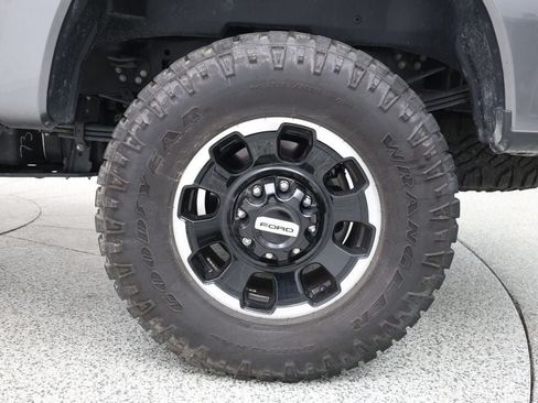 Used 2025 Ford F250 XLT w/ Black Appearance Package AWD/4WD image 6