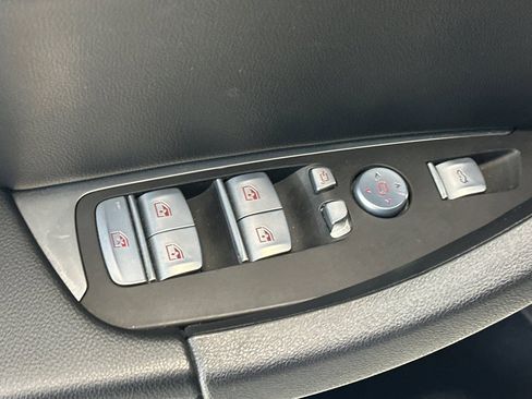 Used 2023 BMW X4 xDrive30i w/ M Sport Package image 13