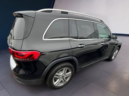 Certified 2022 Mercedes-Benz GLB 250 4MATIC w/ Premium Package Lite image 6