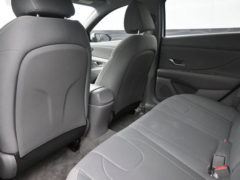 Certified 2021 Hyundai Elantra SEL FWD image 20