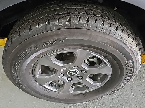 Used 2023 Ford Bronco Big Bend image 6