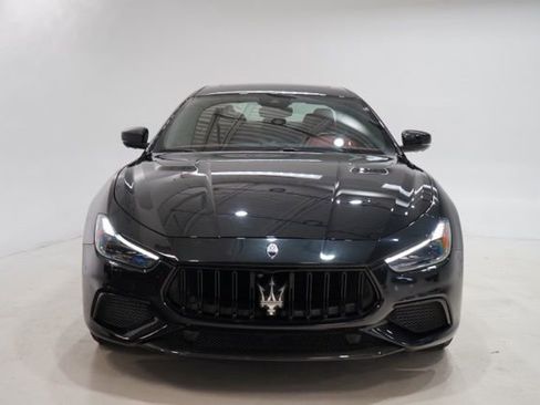 Used 2022 Maserati Ghibli Trofeo image 2
