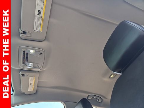 Used 2018 Chevrolet Volt Premier image 28