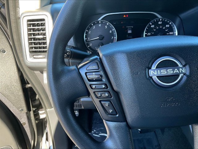 Used 2022 Nissan Frontier SV w/ Technology Package RWD image 14