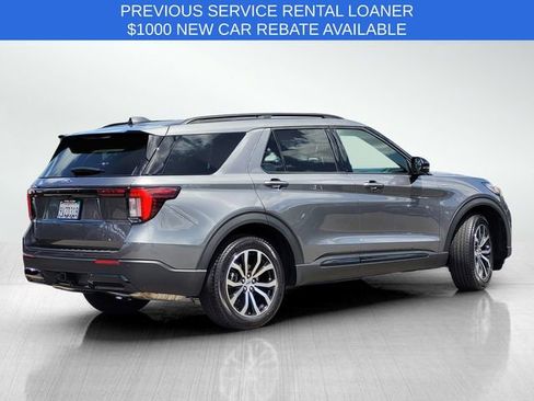 Used 2026 Ford Explorer ST-Line RWD image 4