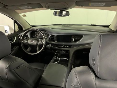 Used 2020 Buick Enclave Essence w/ Sound and Sites Package FWD image 15