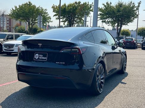 Used 2022 Tesla Model Y Performance AWD/4WD image 7
