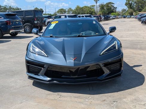 Used 2021 Chevrolet Corvette Stingray Preferred Cpe w/ Z51 Performance Package RWD image 3