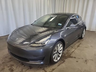 Used 2019 Tesla Model 3 Standard Range Plus