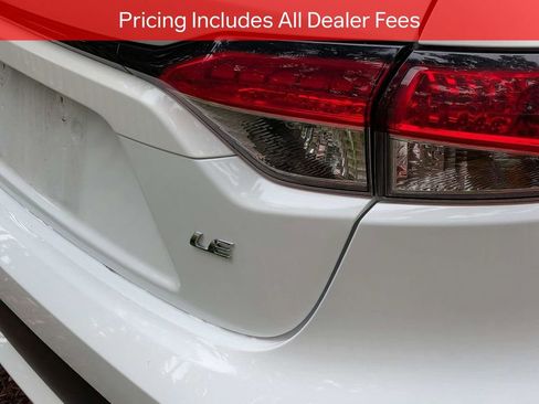 Used 2020 Toyota Corolla LE FWD image 8