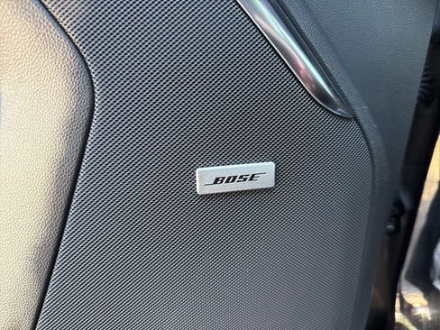 Used 2025 GMC Yukon Denali image 18