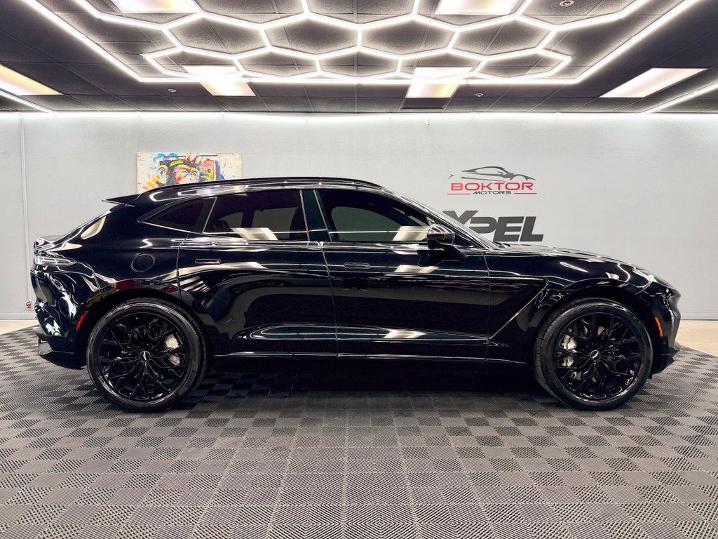 Used 2021 Aston Martin DBX AWD/4WD image 15